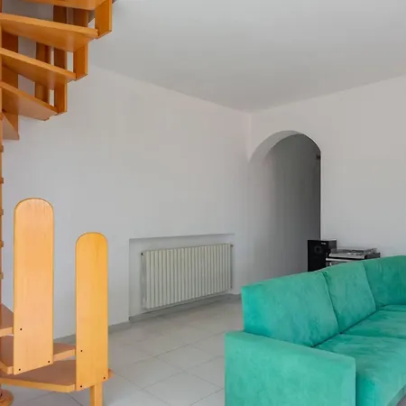 La Finestra Sugli Ulivi - Yourplace Abruzzo شقة روكّا سان جيوفانّي